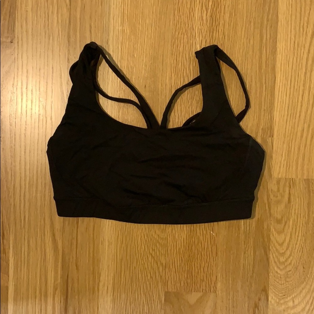 Lululemon sports bra